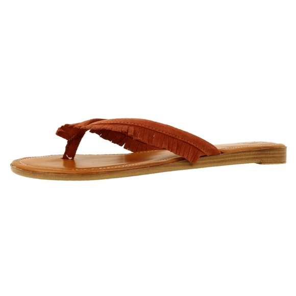 report seville flat sandal